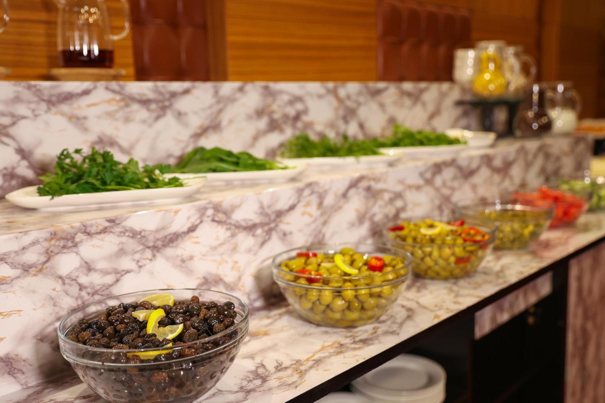 The Hera Platinum Hotel Истанбул Екстериор снимка