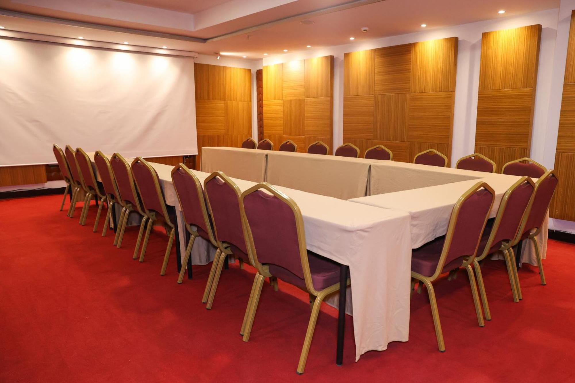The Hera Platinum Hotel Истанбул Екстериор снимка